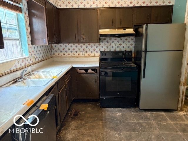 7467 Woodshire Place, Indianapolis, IN 46217