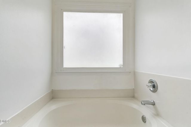 4905 Knightsbridge Way, Raleigh, NC 27604