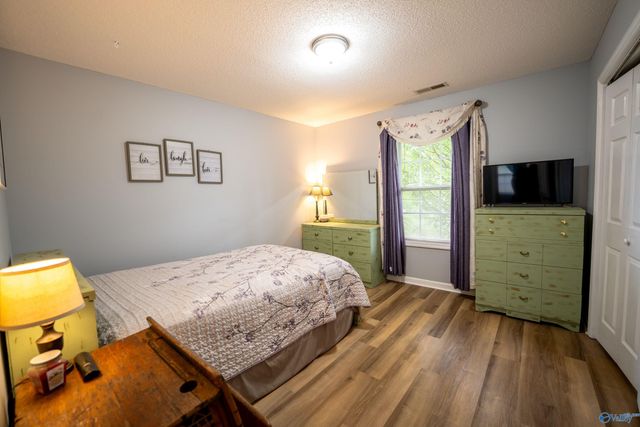 18344 Foxford Lane, Athens, AL 35613
