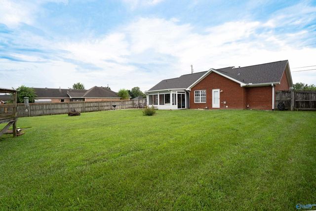 18344 Foxford Lane, Athens, AL 35613