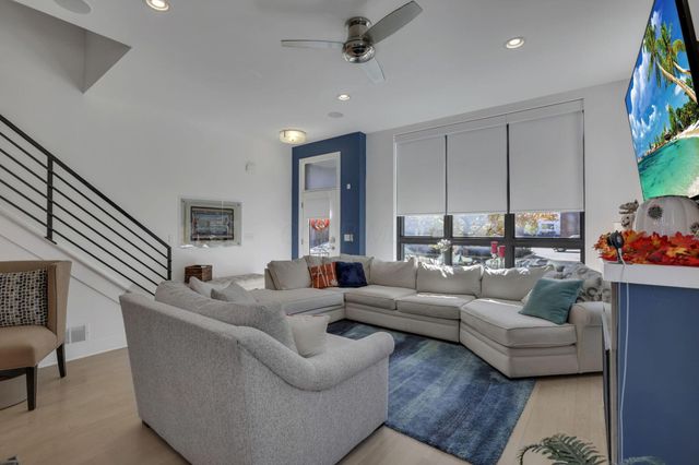 268 Neruda Avenue, Columbus, OH 43215