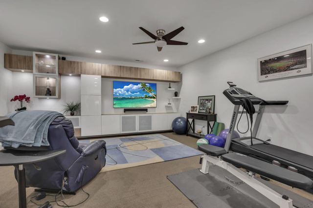 268 Neruda Avenue, Columbus, OH 43215