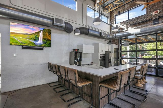 268 Neruda Avenue, Columbus, OH 43215