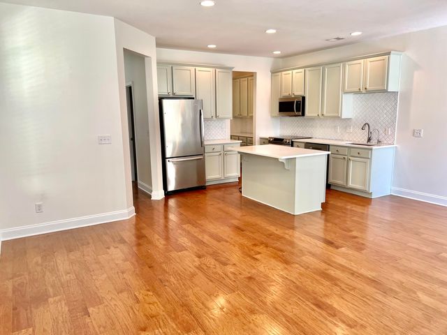 5160 E Liberty Park Circle, North Charleston, SC 29405