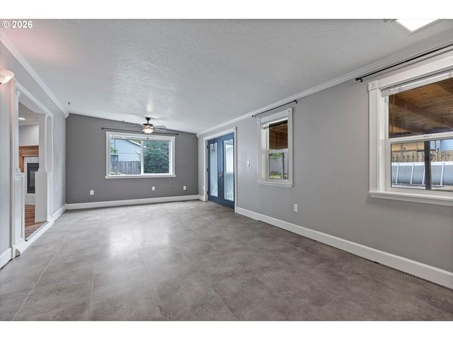 2221 Sw INDIAN MARY Ct, Troutdale, OR 97060