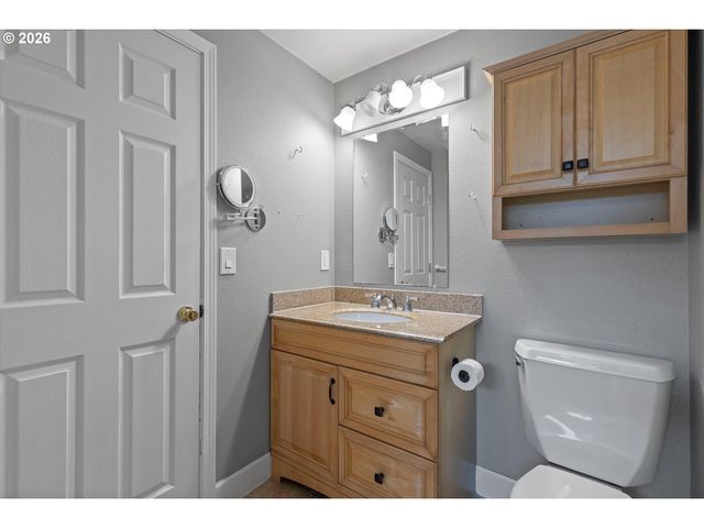 2221 Sw INDIAN MARY Ct, Troutdale, OR 97060
