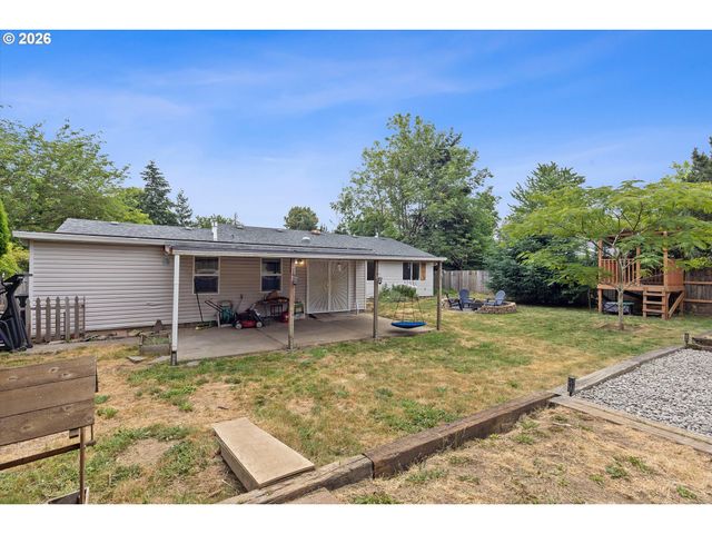 2221 Sw INDIAN MARY Ct, Troutdale, OR 97060