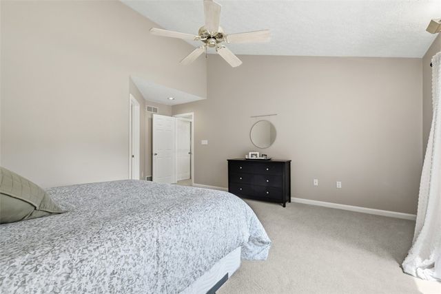 98 Firethorn Rd, Economy, PA 15005