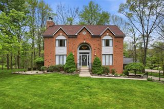 98 Firethorn Rd, Economy, PA 15005