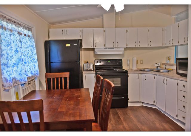 5138 New Road Ext, Hollywood, SC 29449