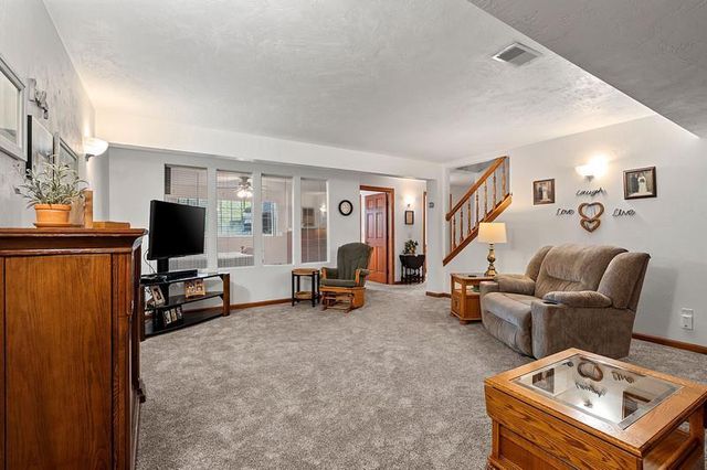5529 W BROOKVIEW DRIVE, Appleton, WI 54913