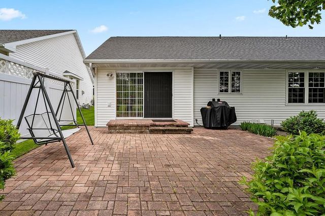 5529 W BROOKVIEW DRIVE, Appleton, WI 54913