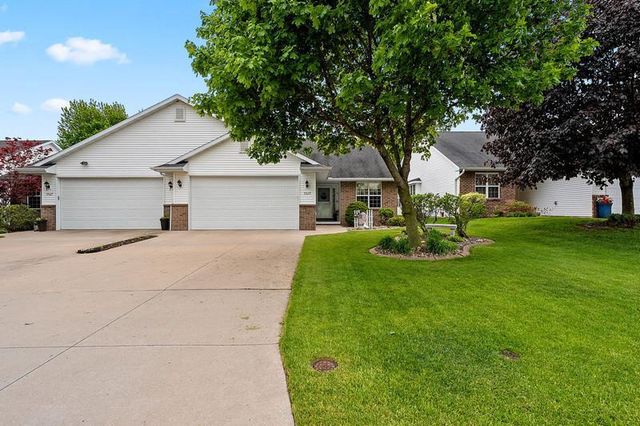 5529 W BROOKVIEW DRIVE, Appleton, WI 54913
