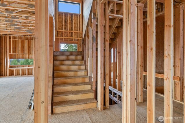 901 Whisper Creek Drive, Cle Elum, WA 98922