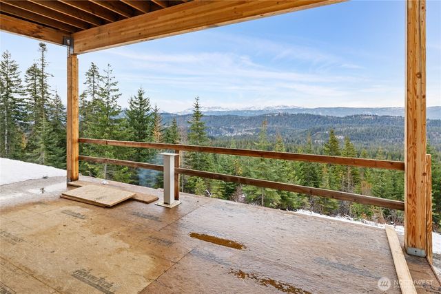 901 Whisper Creek Drive, Cle Elum, WA 98922