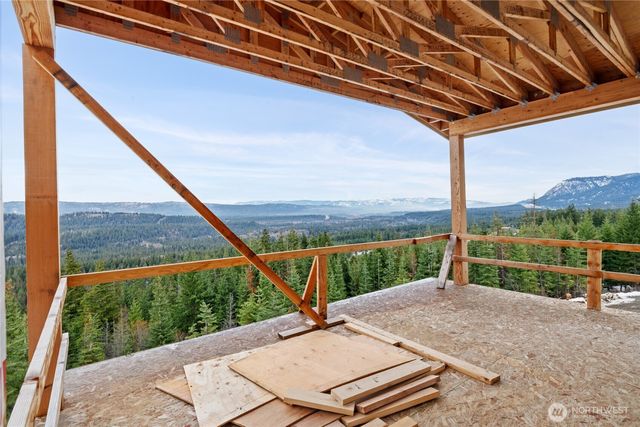 901 Whisper Creek Drive, Cle Elum, WA 98922