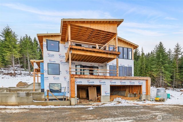 901 Whisper Creek Drive, Cle Elum, WA 98922