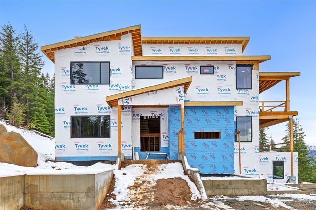 901 Whisper Creek Drive, Cle Elum, WA 98922