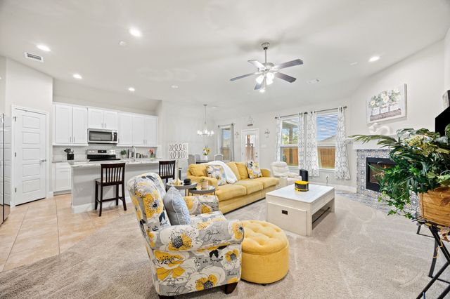 1404 Eagle Nest Drive, Azle, TX 76020