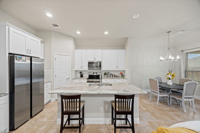 1404 Eagle Nest Drive, Azle, TX 76020