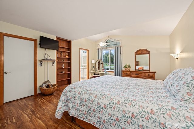 21211 89th Avenue NE, Arlington, WA 98223