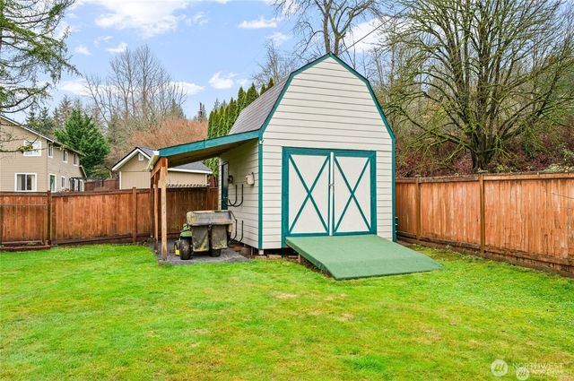 21211 89th Avenue NE, Arlington, WA 98223