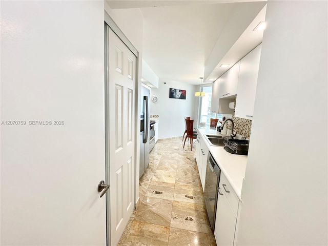 16425 E Collins Avenue 1215, Sunny Isles Beach, FL 33160