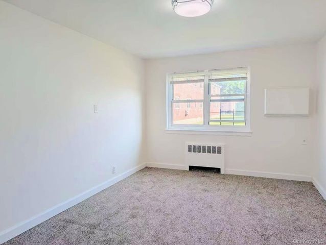 150-83 70th Road 3A, Flushing, NY 11367