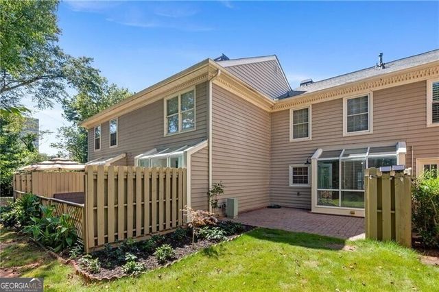 112 Mount Vernon Circle, Atlanta, GA 30338