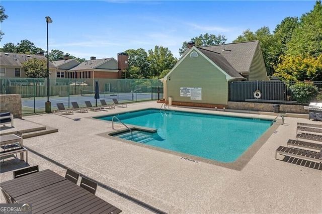 112 Mount Vernon Circle, Atlanta, GA 30338