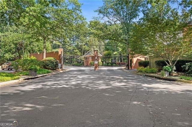 112 Mount Vernon Circle, Atlanta, GA 30338