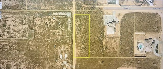 22421 Tinega, Apple Valley, CA 92307