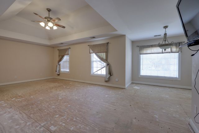 5007 Caira Ct, Pleasant View, TN 37146