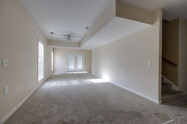 5007 Caira Ct, Pleasant View, TN 37146