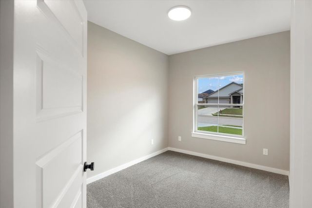 16226 Crossing Circle, Lindale, TX 75771