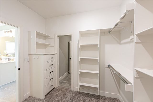 1281 Elizabeth Loop, Bentonville, AR 72713