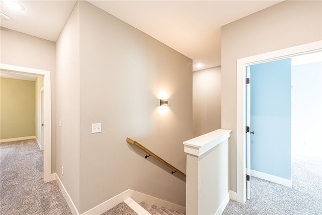 1281 Elizabeth Loop, Bentonville, AR 72713