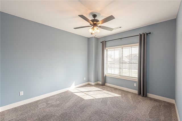 1281 Elizabeth Loop, Bentonville, AR 72713