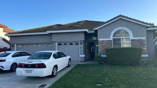 2165 Erickson Cir, Stockton, CA 95206