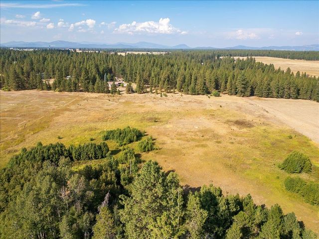 30600 N Mill Rd, Deer Park, WA 99006