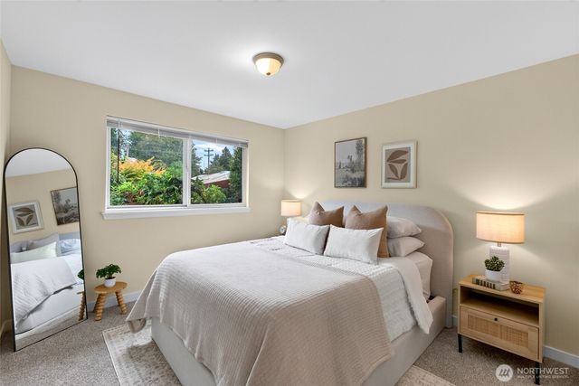 11618 Roseberg Avenue S, Seattle, WA 98168