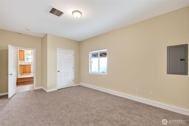 11618 Roseberg Avenue S, Seattle, WA 98168