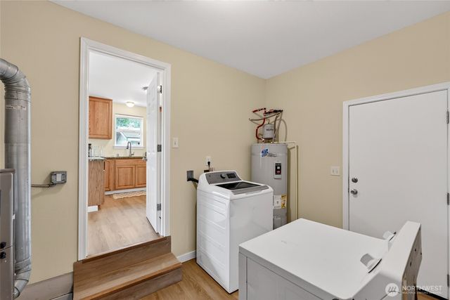 11618 Roseberg Avenue S, Seattle, WA 98168