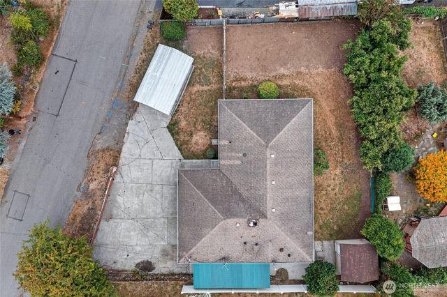 11618 Roseberg Avenue S, Seattle, WA 98168