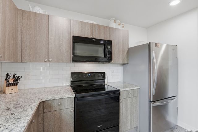 228 Mar Hill, Seguin, TX 78155