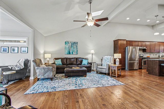 10680 Arbor Lane, St. John, IN 46373