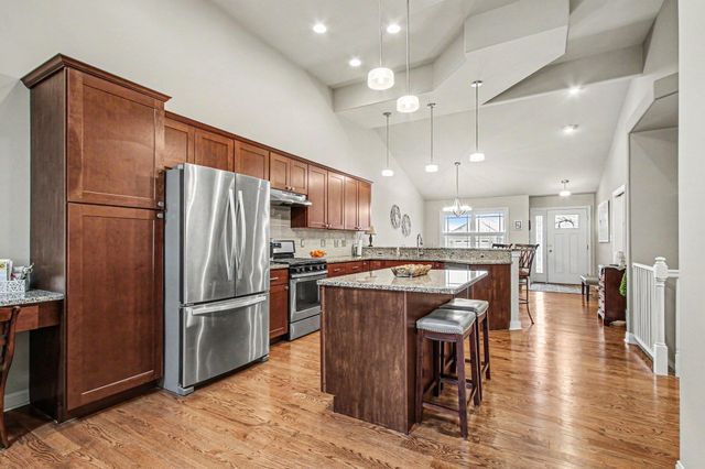 10680 Arbor Lane, St. John, IN 46373