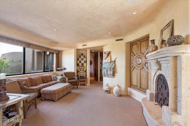 11155 E HONDA BOW Road, Scottsdale, AZ 85262