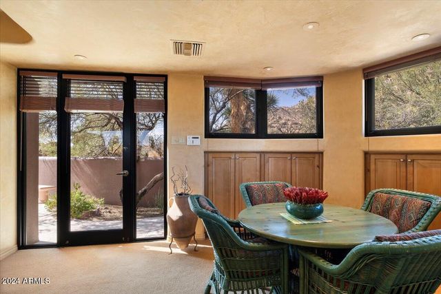 11155 E HONDA BOW Road, Scottsdale, AZ 85262