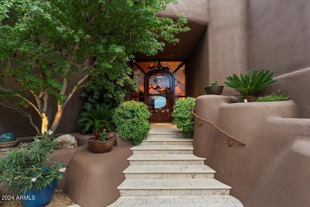 11155 E HONDA BOW Road, Scottsdale, AZ 85262